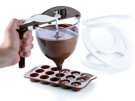 <img src="https://cdn.shopify.com/s/files/1/0084/6109/0875/products/ACC086_1__2.jpg?v=1571503753" alt="Silikomart ACC086 Funnel Choc Sauce Gun, Capacity: 27 oz">